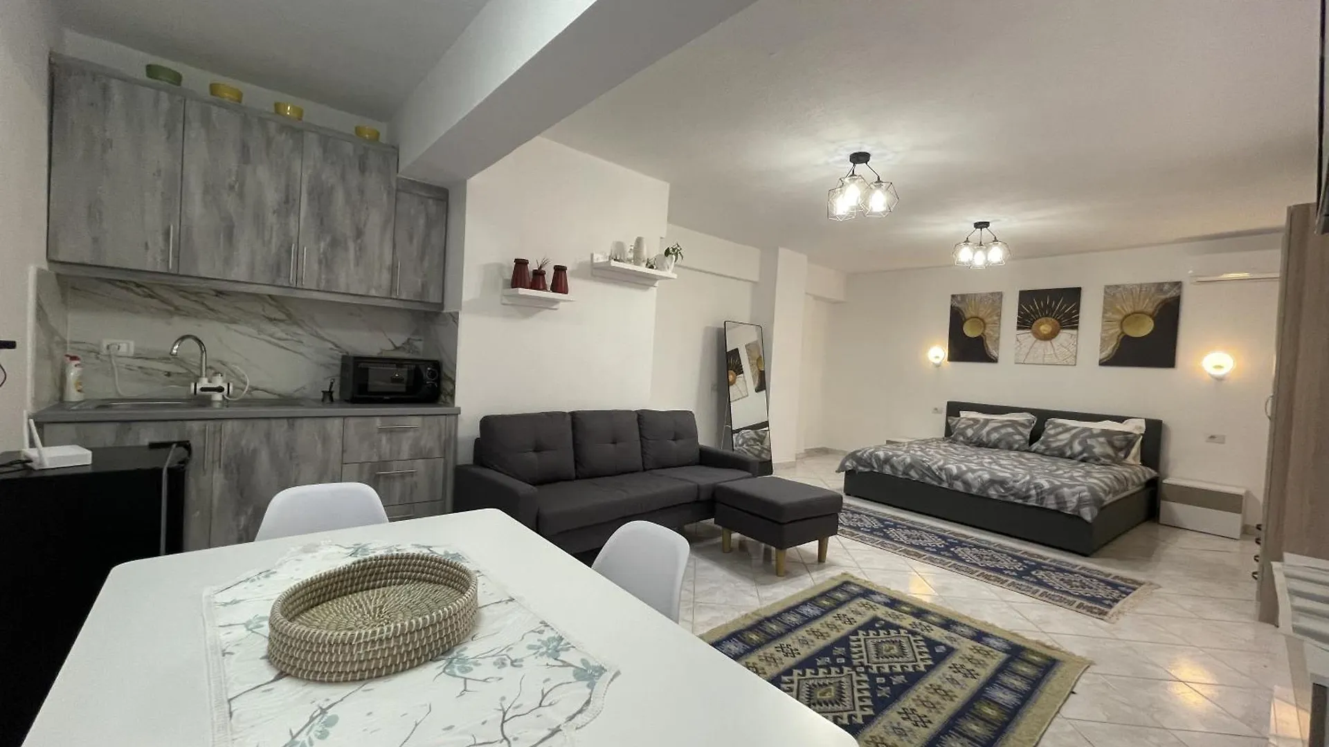 Travellers Guesthouse Gjirokastër